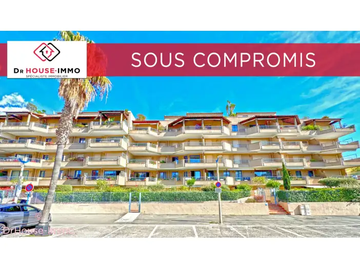 Appartement 2 pièces de 42 m² - Cavalaire-sur-Mer (83240)