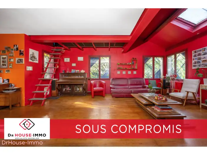 Maison 6 pièces de 180 m² - Montreuil (93100)