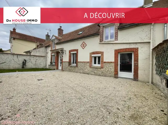 Maison 5 pièces de 100 m² - Amilly (45200)