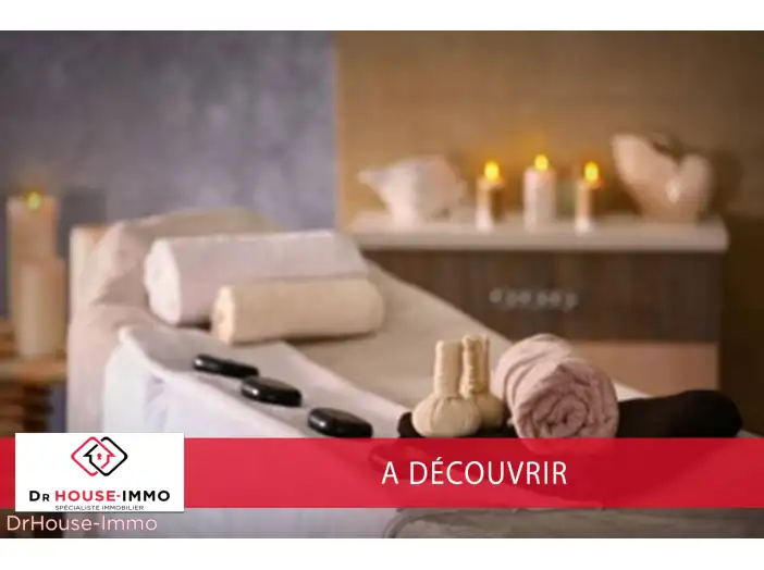 Commerce de 48 m² - Versailles (78000)