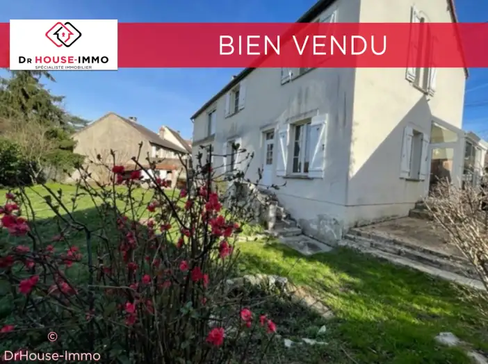 Maison 8 pièces de 200 m² - Bourron-Marlotte (77780)