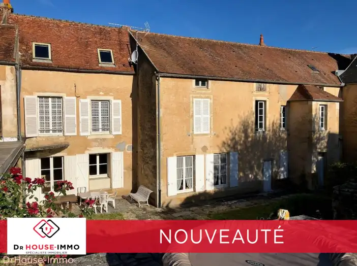 Maison 9 pièces de 248 m² - L'Isle-sur-Serein (89440)