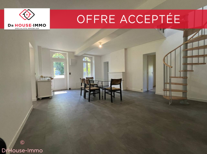 Maison 5 pièces de 129 m² - Villemandeur (45700)