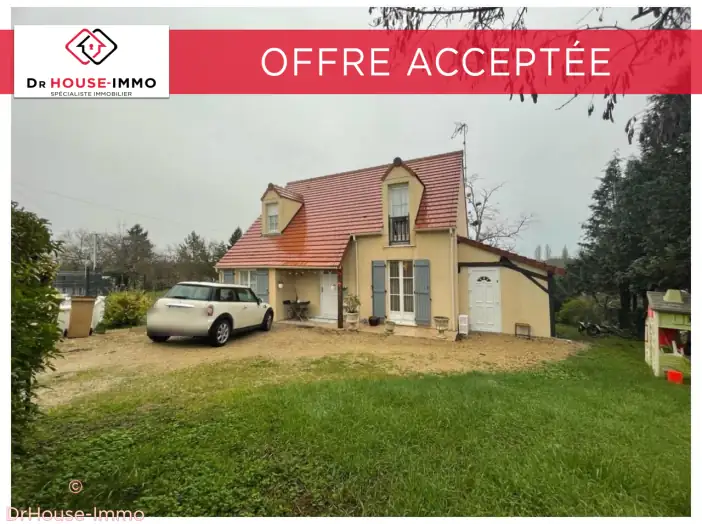 Maison 6 pièces de 121 m² - Amilly (45200)