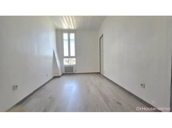 Appartement 3 pièces de 44 m² - Drancy (93700)