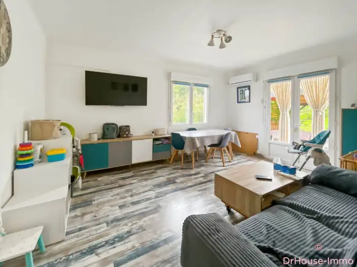 Maison 4 pièces de 83 m² - Saint-Médard-de-Presque (46400)