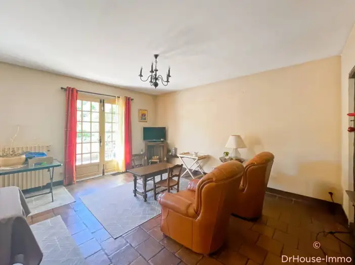 Maison 6 pièces de 145 m² - Altillac (19120)