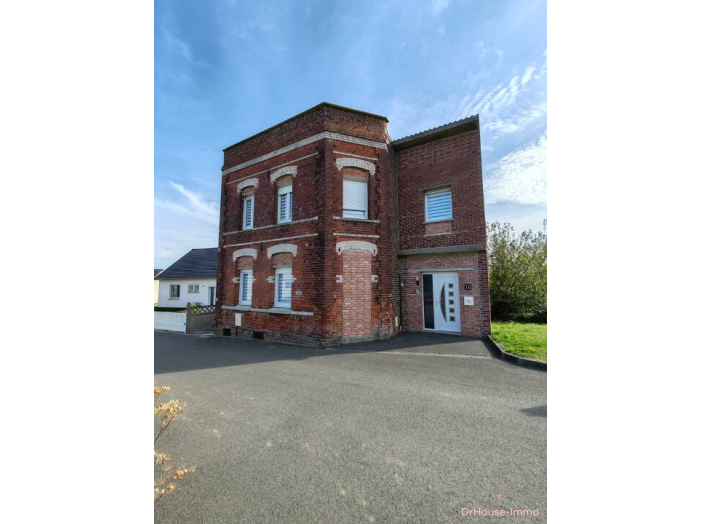 Maison 6 pièces de 157 m² - Fouquereuil (62232)