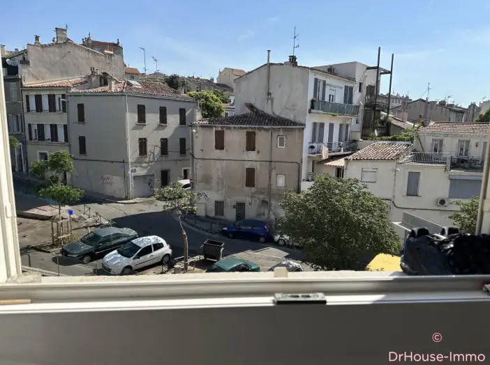 Appartement 3 pièces de 50 m² - Marseille (13003)