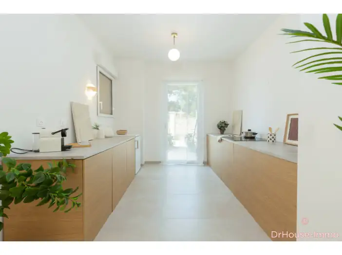 Appartement 3 pièces de 76 m² - Aix-en-Provence (13540)