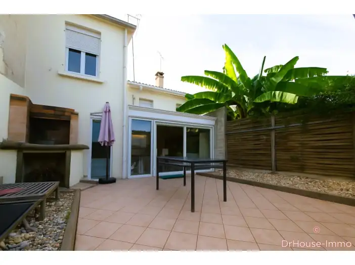 Image des la section Servies