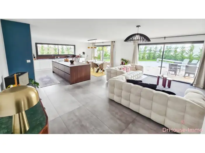 Maison 7 pièces de 191 m² - Ahuy (21121)