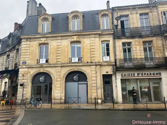 Appartement 2 pièces de 32 m² - Bordeaux (33000)