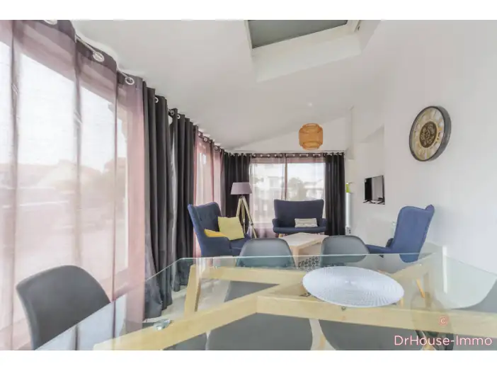 Appartement 4 pièces de 81 m² - Angoulins (17690)