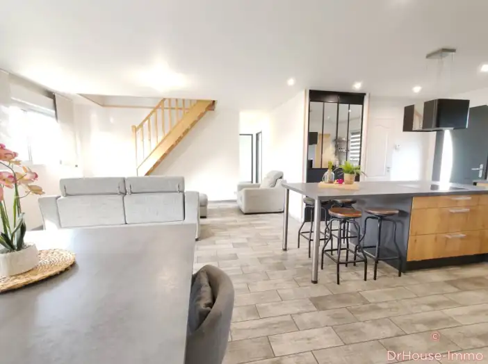 Maison 6 pièces de 120 m² - Cambrai (59400)