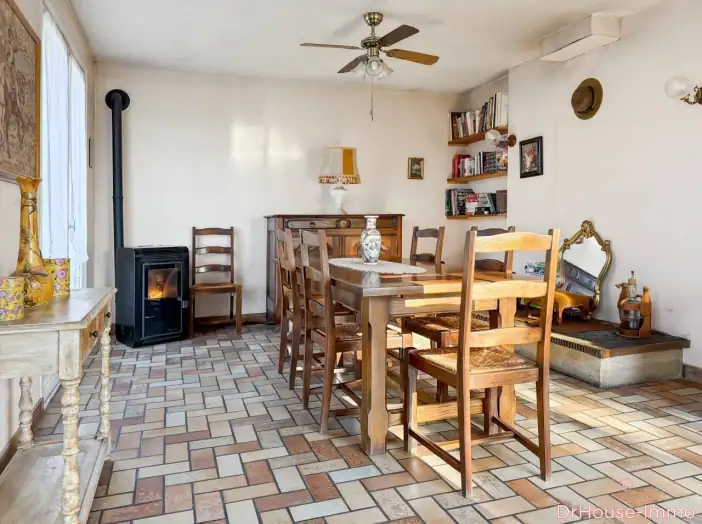 Maison 4 pièces de 87 m² - Vayrac (46110)