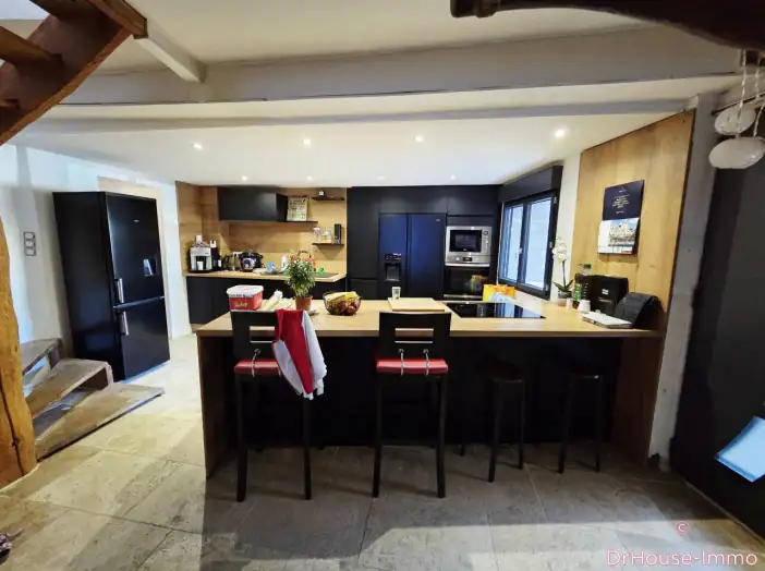 Maison 4 pièces de 150 m² - Capestang (34310)