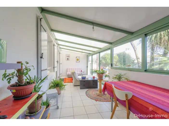 Maison 5 pièces de 95 m² - La Rochelle (17000)