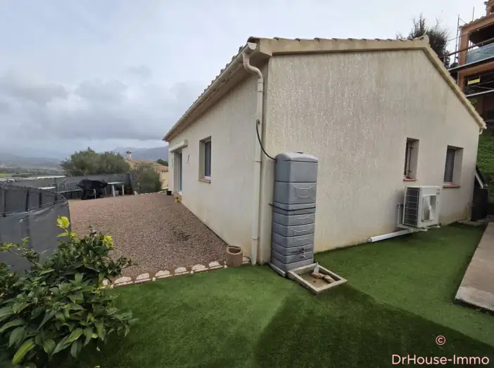 Maison 3 pièces de 81 m² - Ajaccio (20090)