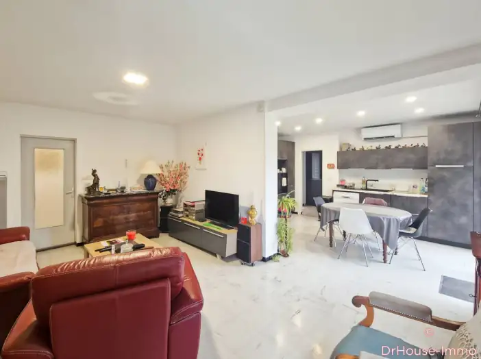 Appartement 4 pièces de 100 m² - Saint-Paul-lès-Dax (40990)