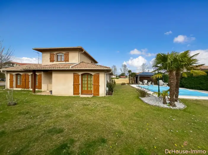 Maison 6 pièces de 173 m² - Saint-Paul-lès-Dax (40990)