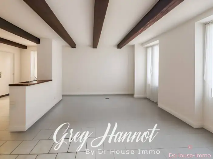 Maison 5 pièces de 100 m² - Garéoult (83136)