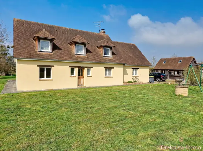 Maison 5 pièces de 160 m² - Mézidon Vallée d'Auge (14340)