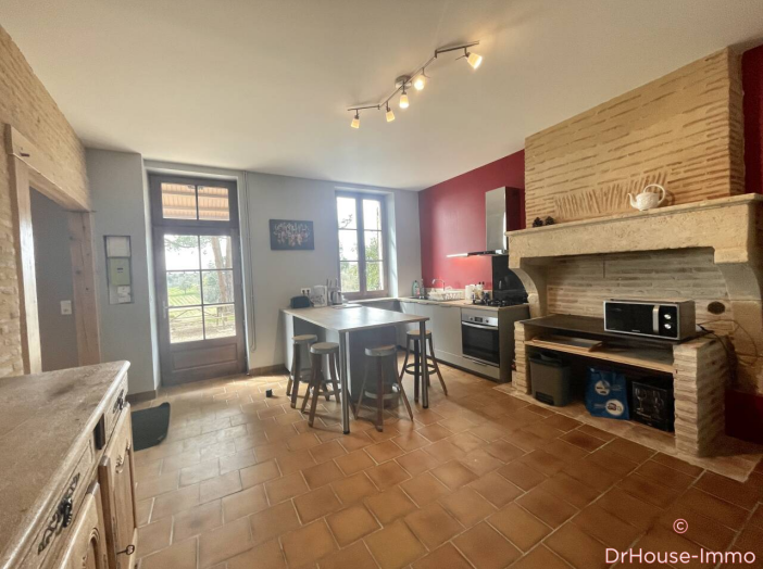 Maison de 186m² - 6 pièces