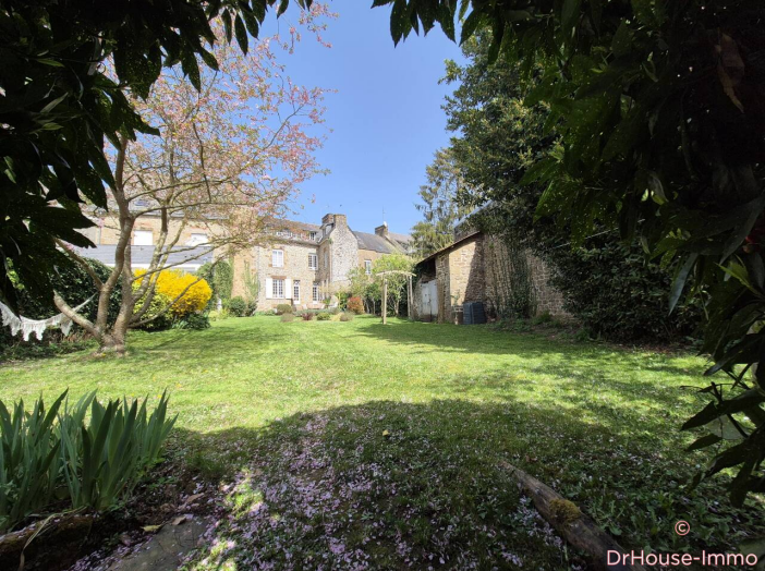Maison de 160m² - 8 pièces