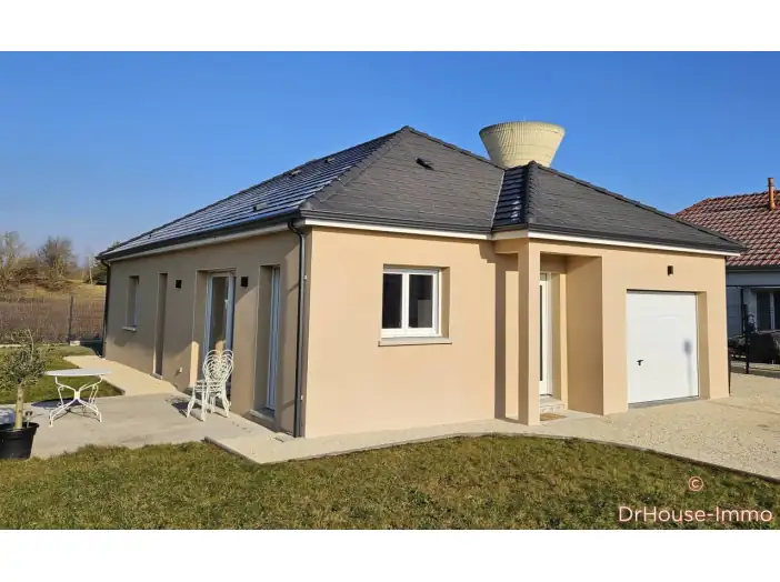 Maison 5 pièces de 85 m² - Buchères (10800)