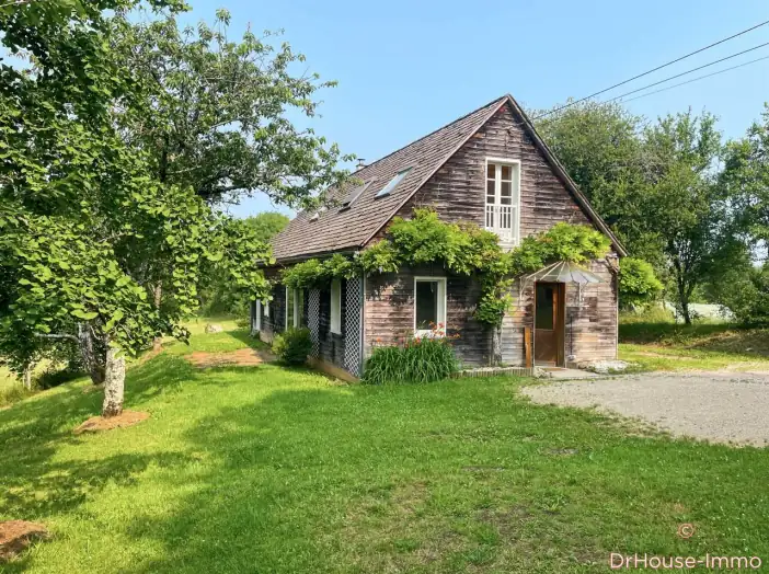 Maison 5 pièces de 144 m² - Sioniac (19120)