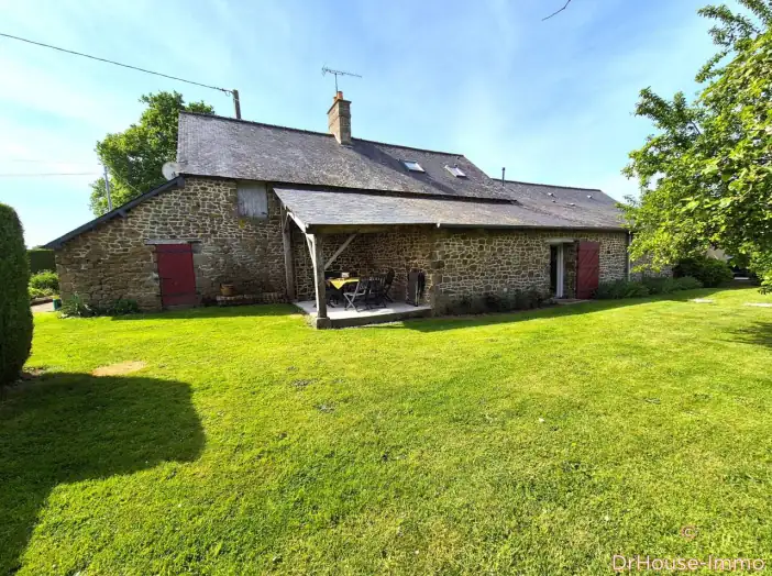 Maison 6 pièces de 120 m² - Saint-Berthevin-la-Tannière (53220)