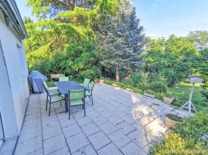 Maison 6 pièces de 137 m² - La Membrolle-sur-Choisille (37390)