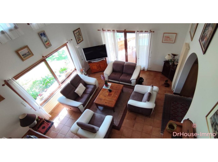 Maison de 196m² - 7 pièces