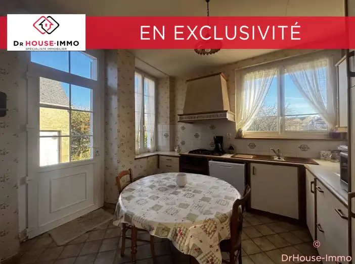 Maison 7 pièces de 156 m² - Vibraye (72320)