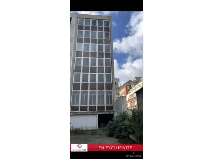 Immeuble 10 pièces de 542 m² - Bourges (18000)