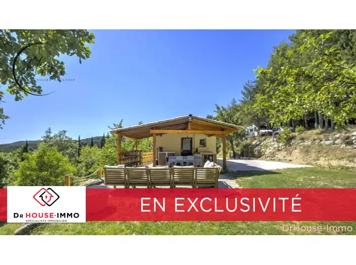 Maison 5 pièces de 85 m² - Castellane (04120)