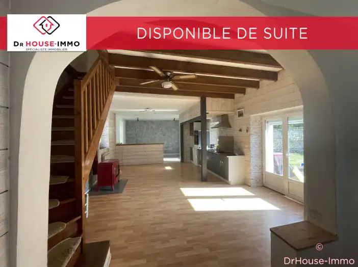 Maison 4 pièces de 148 m² - Thuré (86540)