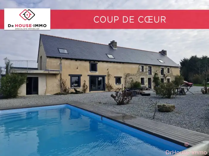 Maison 6 pièces de 198 m² - Ménéac (56490)