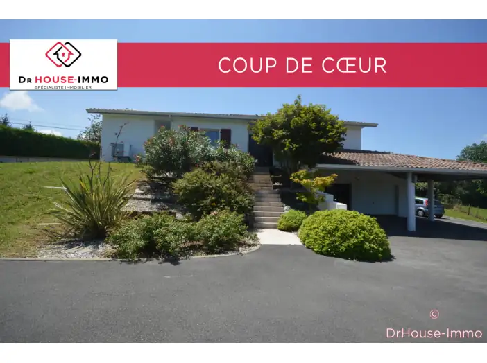 Maison 7 pièces de 169 m² - Bardos (64520)