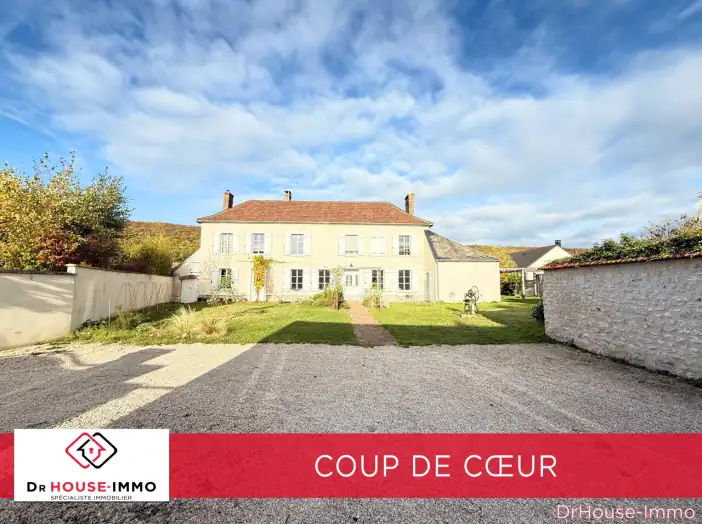 Maison 6 pièces de 162 m² - Port-Mort (27940)