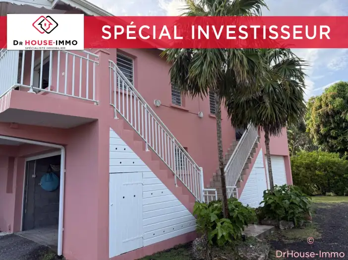 Maison 8 pièces de 150 m² - Saint-François (97118)