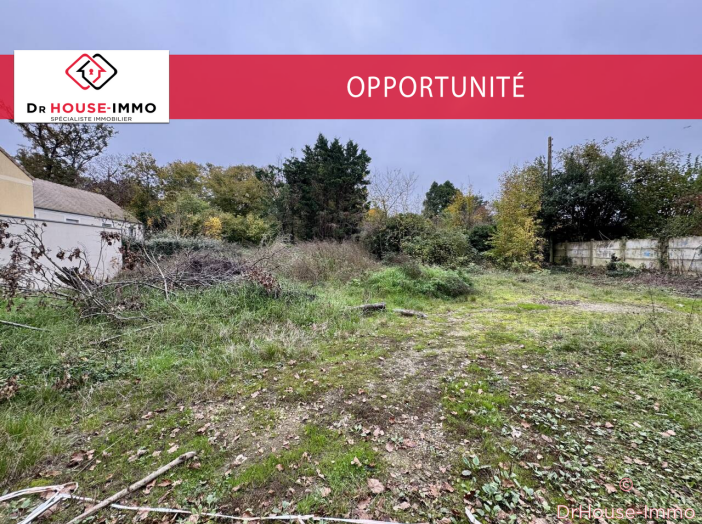 Terrain de 599m²