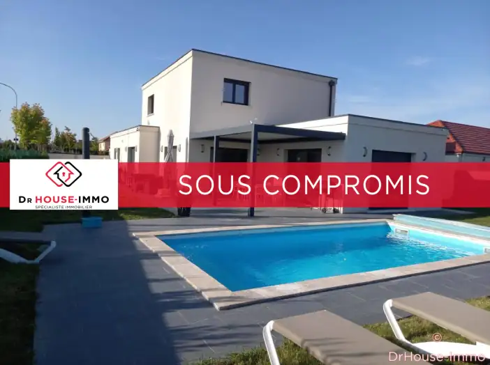 Maison 7 pièces de 155 m² - Neuilly-lès-Dijon (21800)