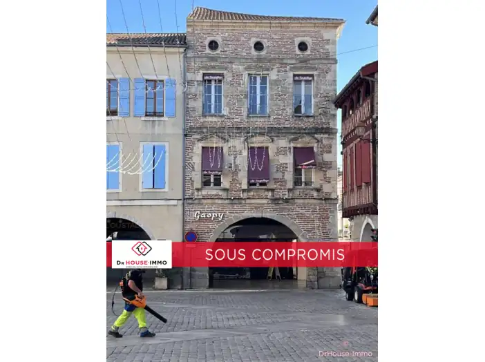 Immeuble 5 pièces de 404 m² - Villeneuve-sur-Lot (47300)