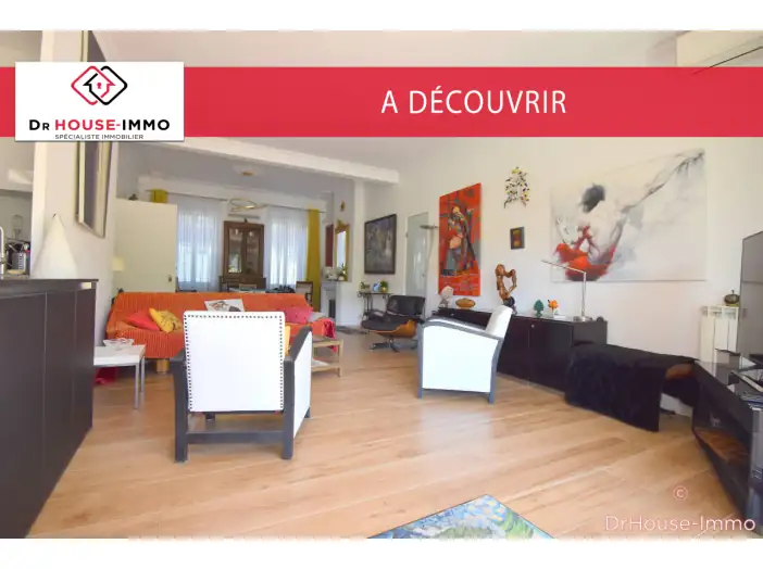 Maison 7 pièces de 197 m² - Marseille (13010)