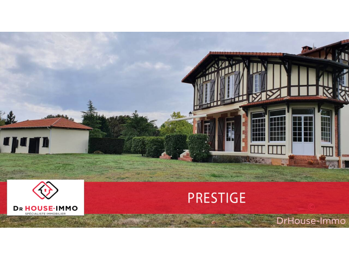 Maison de 260m² - 8 pièces