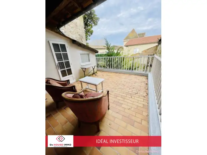 Immeuble 9 pièces de 380 m² - Sainte-Foy-la-Grande (33220)