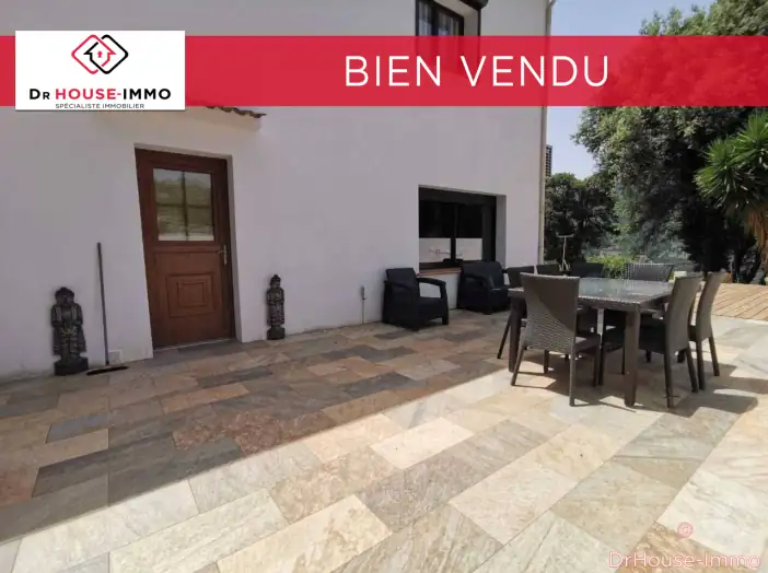 Appartement 2 pièces de 54 m² - Bastelicaccia (20129)