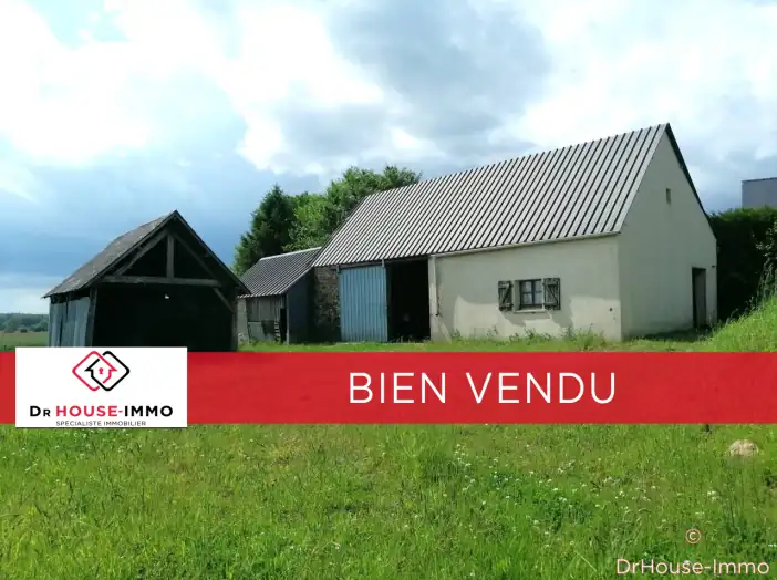 Maison 2 pièces de 74 m² - Saint-Georges-Buttavent (53100)